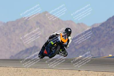 media/Oct-01-2023-SoCal Trackdays (Sun) [[4c570cc352]]/Turn 9 Set 1 (950am)/